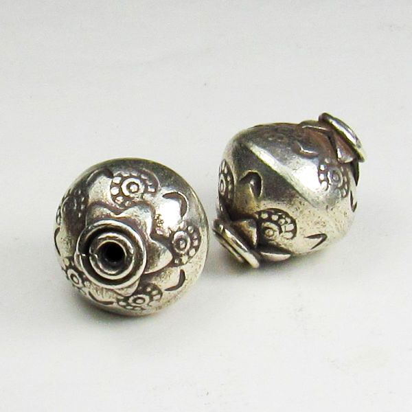 Large Karen Hill Tribe Bead Silver 18mm Focal Bead Fine Silver HT-186