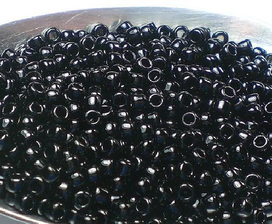 Black TOHO Round 8/0 Japanese Seed Beads Jet Black 15 grams T193-8