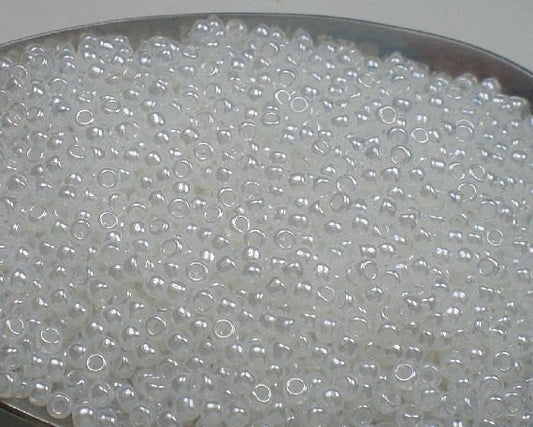 Ceylon Snowflake TOHO Round 11/0 Japanese Seed Beads Ceylon Snowflake White 15 grams T265-11